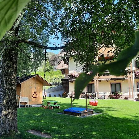 Urlaub Am Bauernhof Gaenser Sankt Peter am Kammersberg Dış mekan fotoğraf