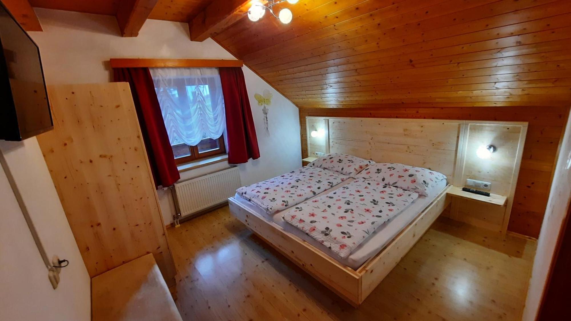 Urlaub Am Bauernhof Gaenser Sankt Peter am Kammersberg Dış mekan fotoğraf
