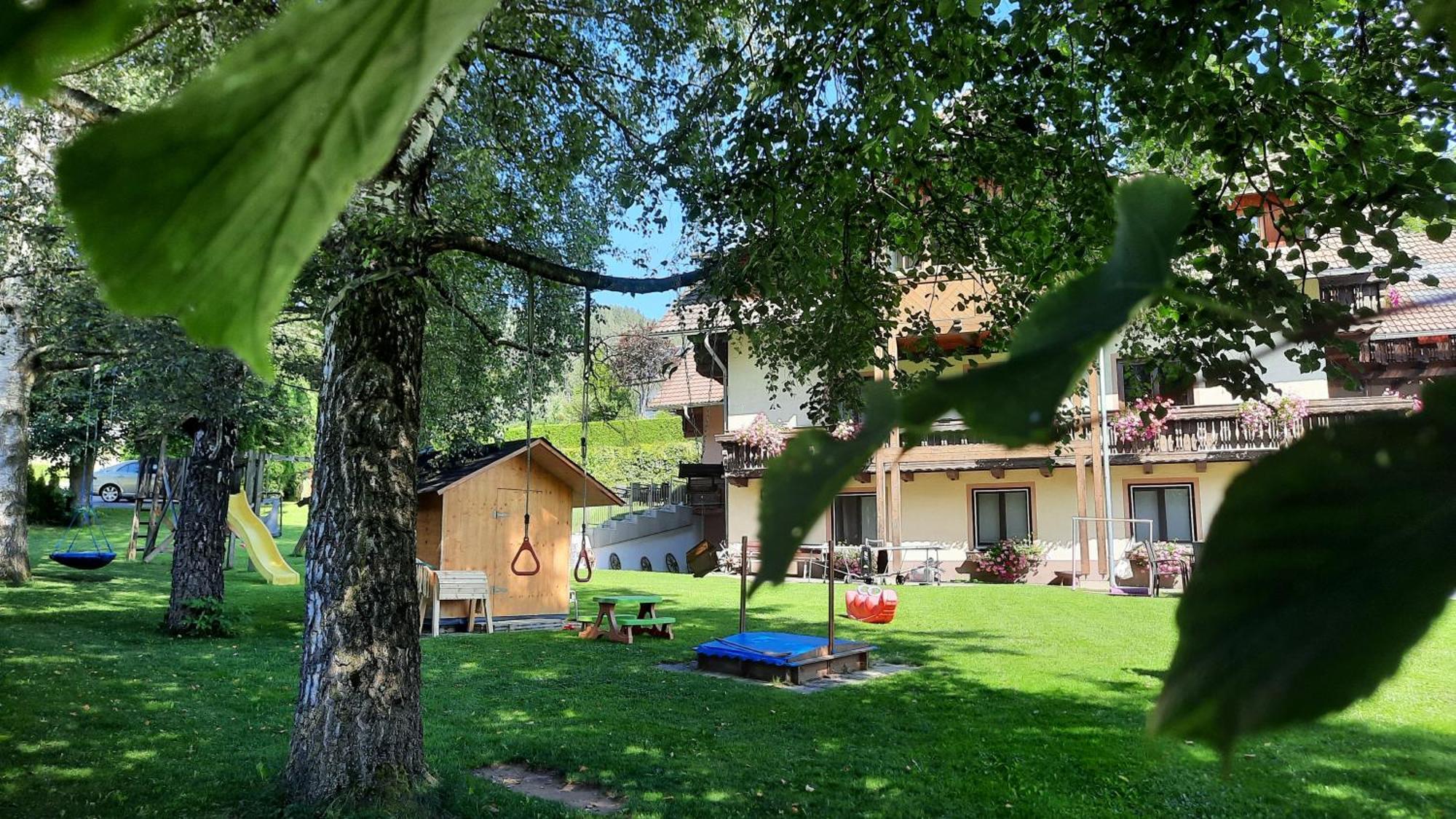 Urlaub Am Bauernhof Gaenser Sankt Peter am Kammersberg Dış mekan fotoğraf